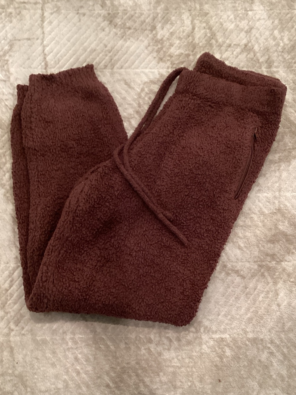 SKIMS Cozy Sherpa Joggers in Chocolate Brown